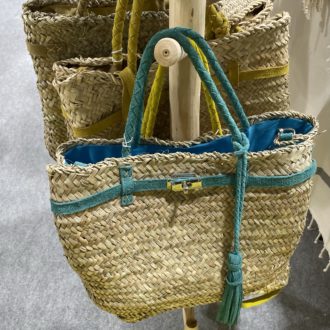 Sac tendance en paille avec pompon